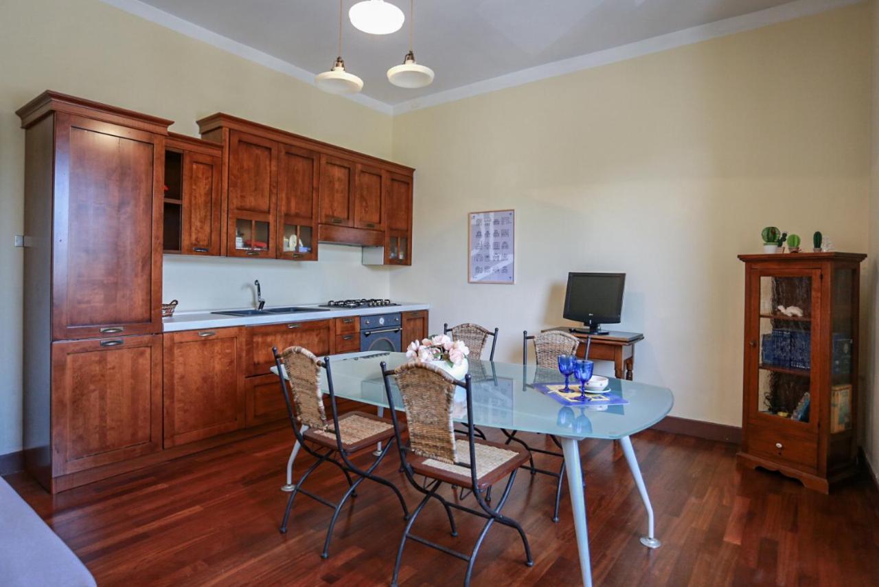 Marconi 7- City Centre Apartment Sit เลชเช ภายนอก รูปภาพ